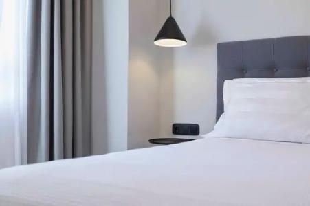 The Artist Athens - 214