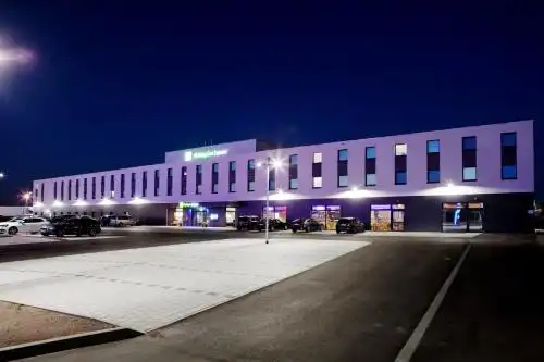 Holiday Inn Express - Ringsheim, An Ihg - 0