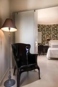 Neikos Mediterraneo Luxury Suites - 57