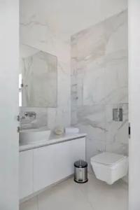 Sunrise Seaview Villas - 9