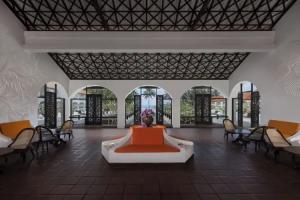 Отель «Heritance Ayurveda - All Meals and Treatments - Level 1 Certified», Бентота