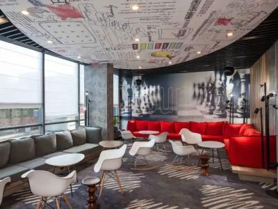 Ibis Киев Вокзал - 8