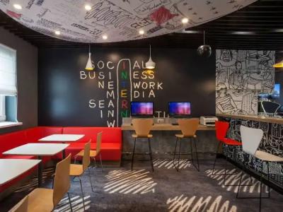 Ibis Киев Вокзал - 13