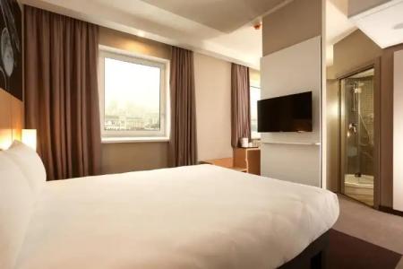 Ibis Киев Вокзал - 34