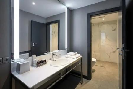 Sky Loft Kyiv by Rixwell International - 64