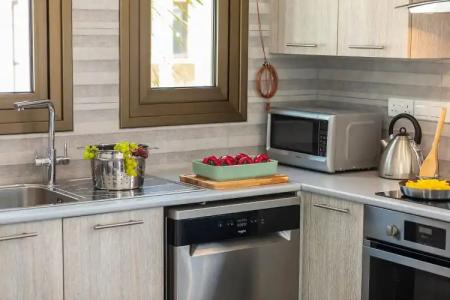 Chris Le Mare Luxury Villa - 14