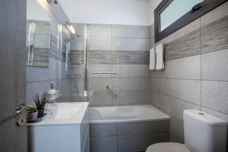 Chris Le Mare Luxury Villa - 7