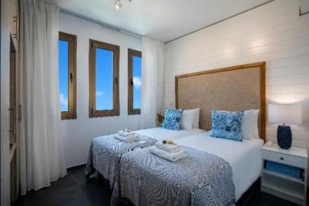 Chris Le Mare Luxury Villa - 22