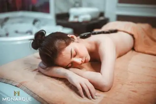 Monarque Danang - 17