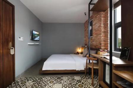 Marilyn Boutique Nha Trang - 1