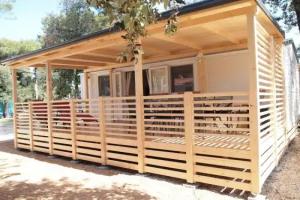 Кемпинг «Mobile Home Heaven Camping park Soline», Биоград
