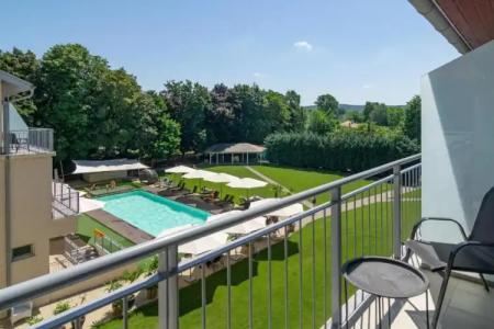 Holiday Resorts - 47