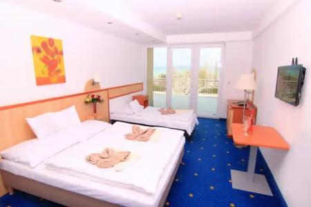 Holiday Resorts - 38