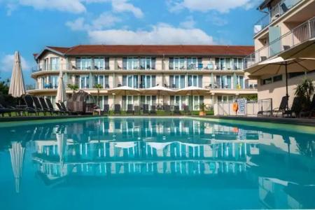 Holiday Resorts - 51