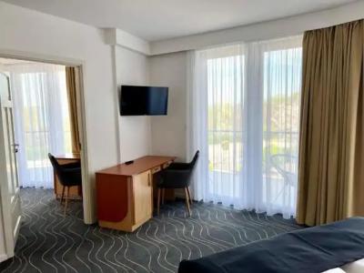Holiday Resorts - 63