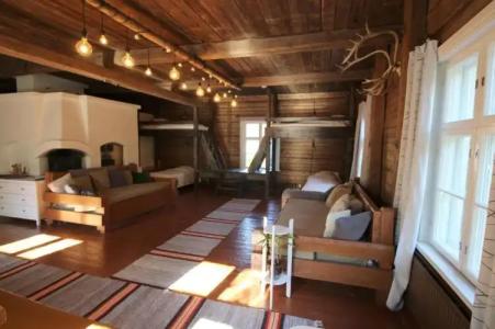 LAURI Historical Log House Manor - 1
