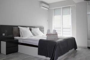ЕсоHotel