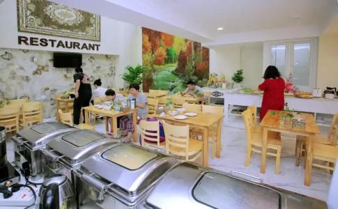 Thang Bom Boutique - 20