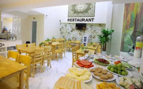 Thang Bom Boutique - 8