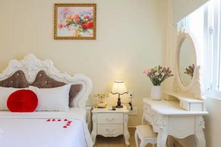 Thang Bom Boutique - 32