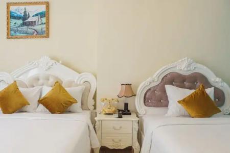 Thang Bom Boutique - 39