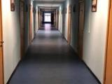 Кровать в общем номере для мужчин с 4 кроватями