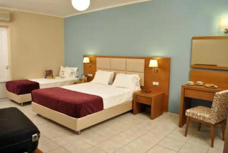 Plessas Palace - 54