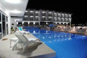 Mourouj Gloria White Palace Hotel & SPA, Ялова