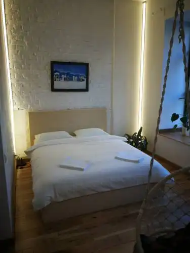 V&M Sleepbox Hostel - 12