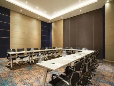 Oakwood Residence Saigon - 17