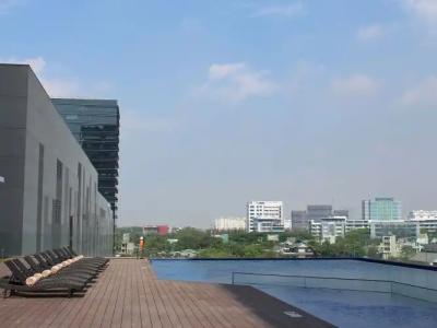 Oakwood Residence Saigon - 12
