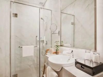 Oakwood Residence Saigon - 8