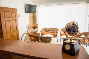 Отель «Семеен хотел Денз», Черноморец