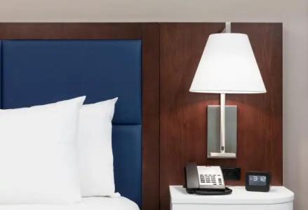 Hampton Inn & Suites Phoenix Downtown - 36