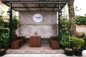 Отель «Khaohom», Накхон-Найок