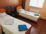 Просторный двухместный номер с 2 отдельными кроватями