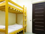 Кровать в общем четырехместном номере для женщин