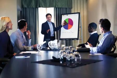 Hilton Garden Inn Frankfurt City Centre - 32