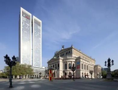 Hilton Garden Inn Frankfurt City Centre - 0