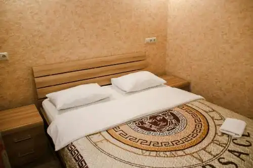 Holiday House Mini - 27