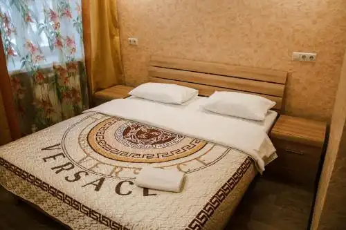 Holiday House Mini - 8