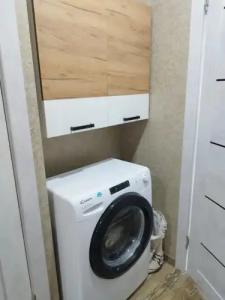 Трехкомнатная квартира в центре - 13