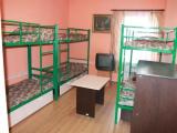 Кровать в общем 6-местном номере для мужчин и женщин
