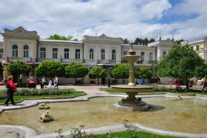 Санаторий «Нарзан (Корпус Центральный)», Кисловодск