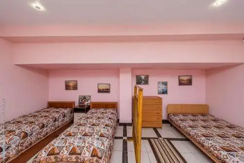Будивельник - 48