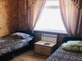 Стандартный номер с 2 односпальными кроватями и диваном