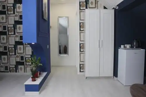 7HOUSE - 18