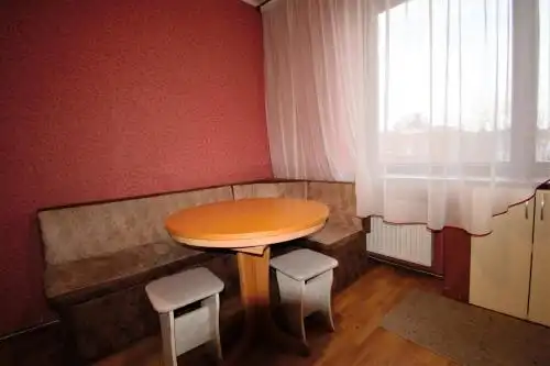 Егорова, 13 - 47