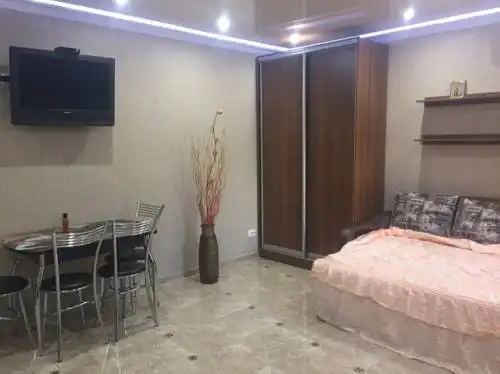 Кирова 82/11 - 0