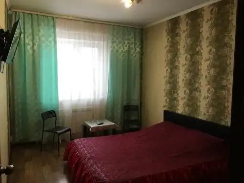 На Челюскинцев - 16